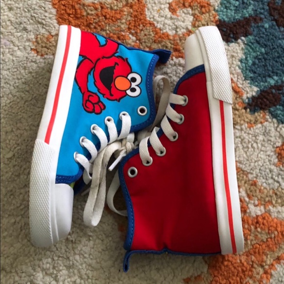 Elmo Hi-Tops (Toddler) - Picture 2 of 3